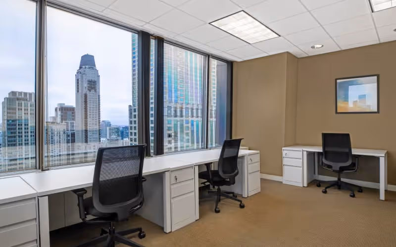 875 N Michigan Ave, Chicago, 50 DESKS 875 N Michigan Ave, Chicago image 1
