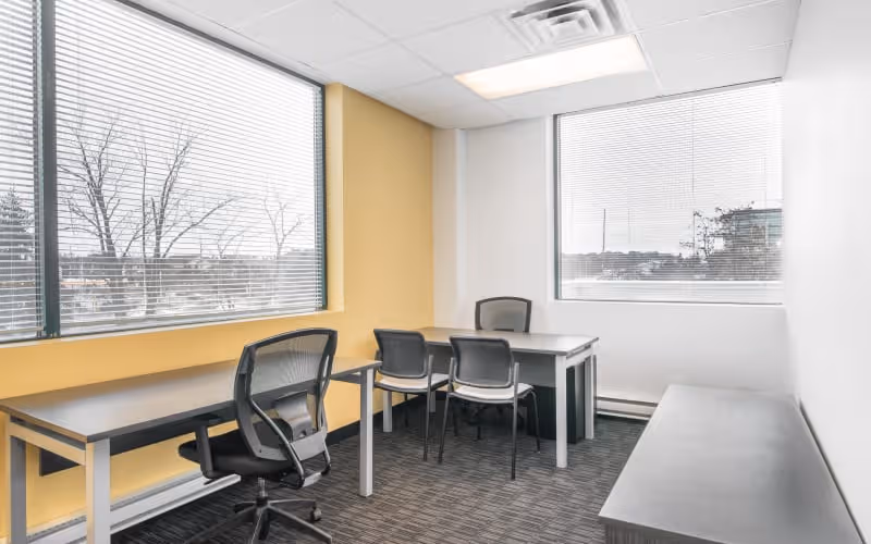 9225 Leslie Street, Richmond Hill, 50 DESKS 9225 Leslie Street, Richmond Hill image 1