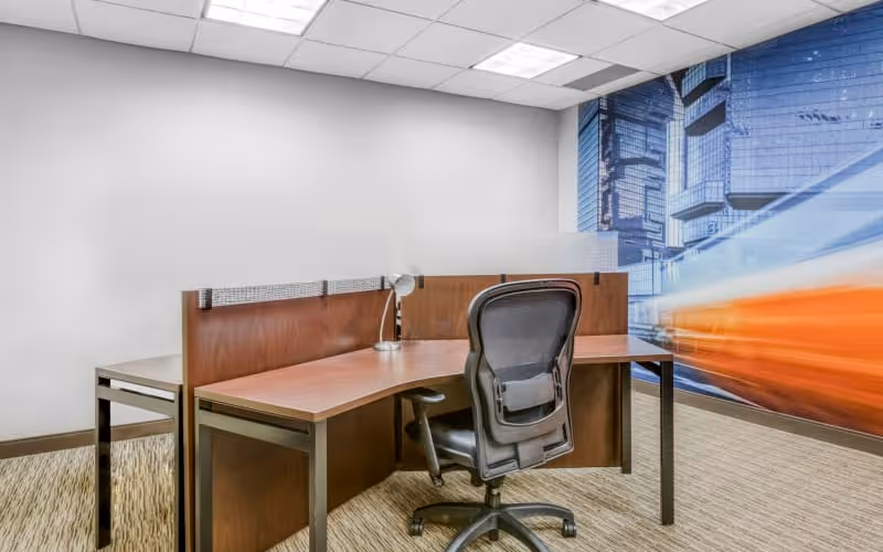 699 Walnut St, Des Moines, 50 DESKS 699 Walnut St, Des Moines image 1