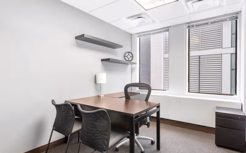1010 Lake Street, Oak Park, 50 DESKS 1010 Lake Street, Oak Park image 1