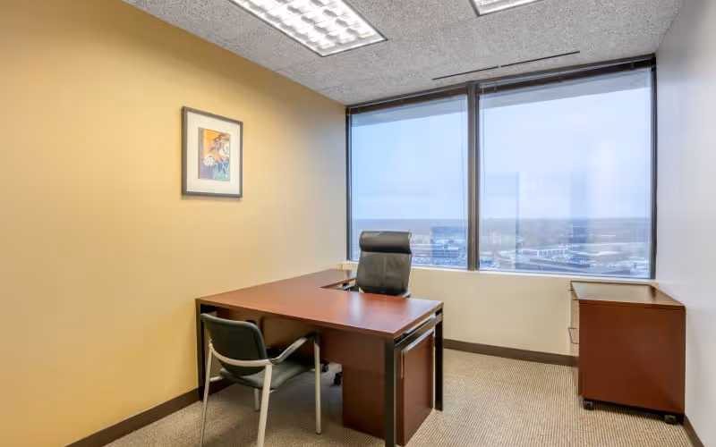 1415 22nd St Tower Floor, Oak Brook, 50 DESKS 1415 22nd St Tower Floor, Oak Brook image 1
