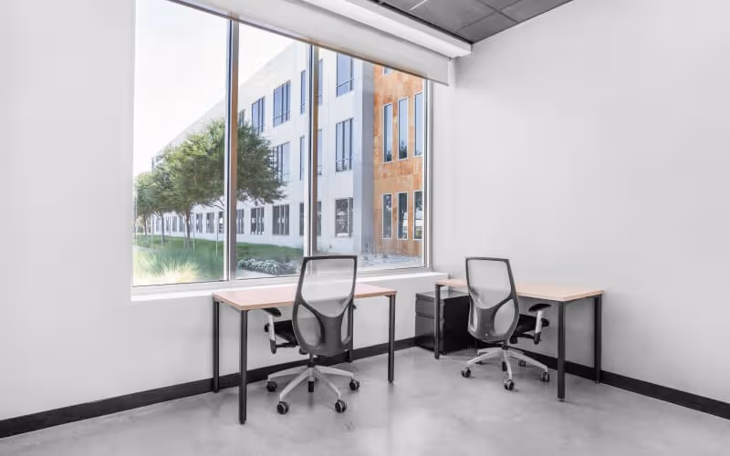 8951 Cypress Waters Blvd, Coppell, 50 DESKS 8951 Cypress Waters Blvd, Coppell image 1