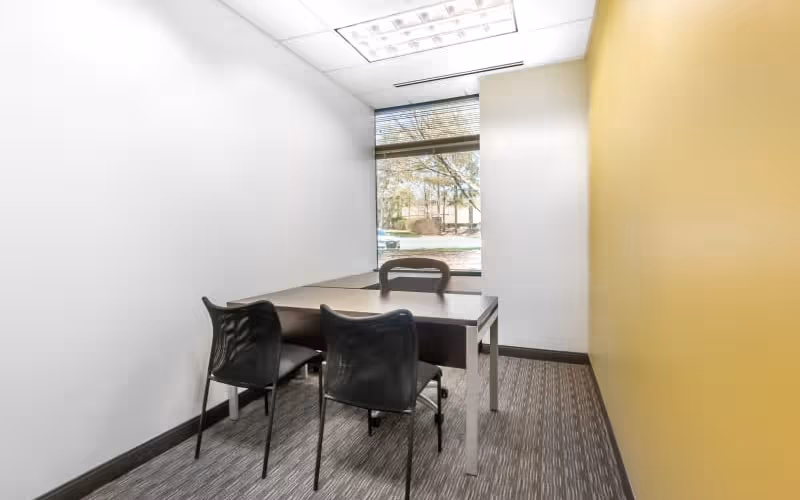 11555 Medlock Bridge Road, Johns Creek, 50 DESKS 11555 Medlock Bridge Road, Johns Creek image 1