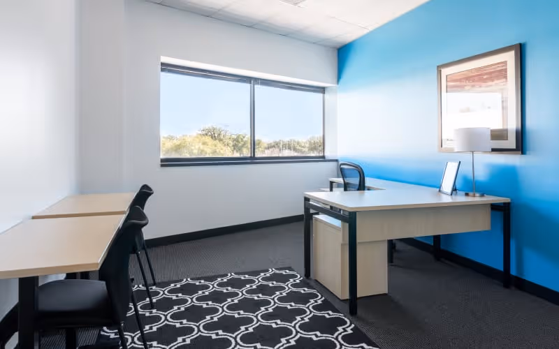400 East Royal Lane Dallas, Irving, 50 DESKS 400 East Royal Lane Dallas, Irving image 1