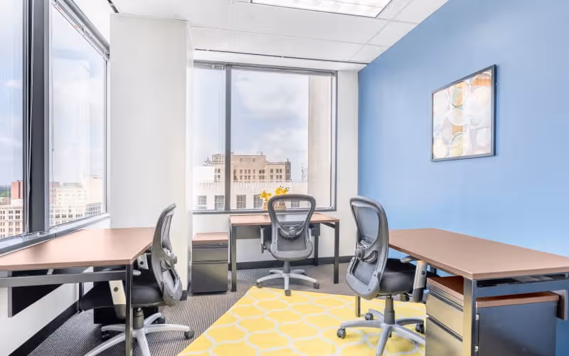 333 Texas Street, Shreveport, 50 DESKS 333 Texas Street, Shreveport image 1