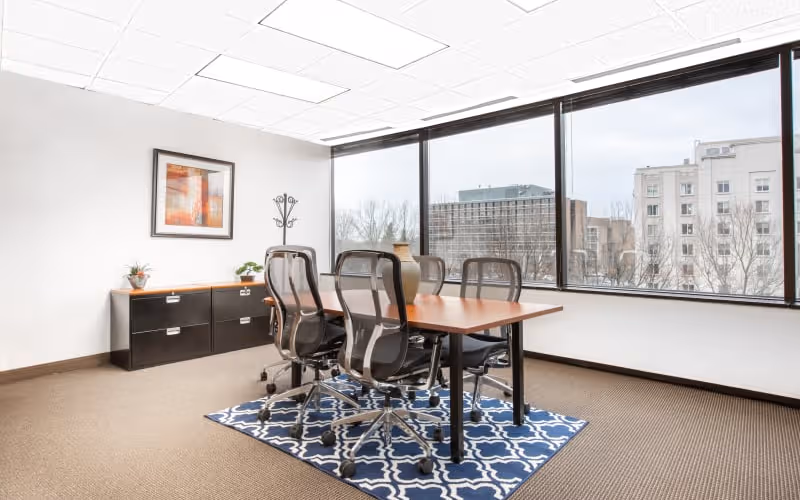 8300 Boone Boulevard Tysons, Vienna, 50 DESKS 8300 Boone Boulevard Tysons, Vienna image 1