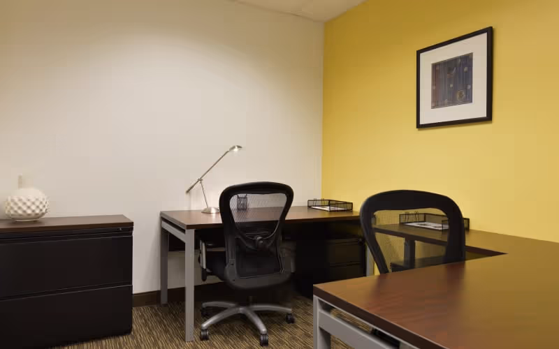 1715 Indian Wood Circle, Maumee, 50 DESKS 1715 Indian Wood Circle, Maumee image 1
