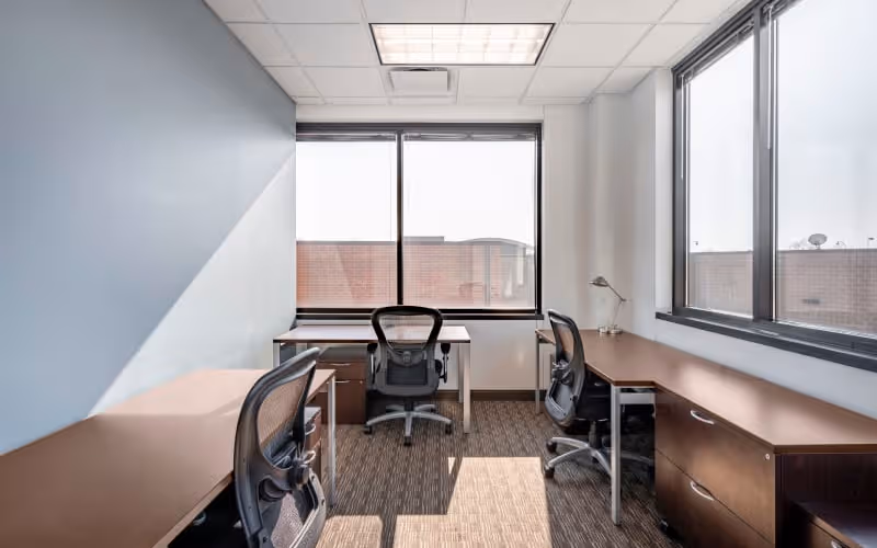 1650 West End Blvd, St Louis Park, 50 DESKS 1650 West End Blvd, St Louis Park image 1