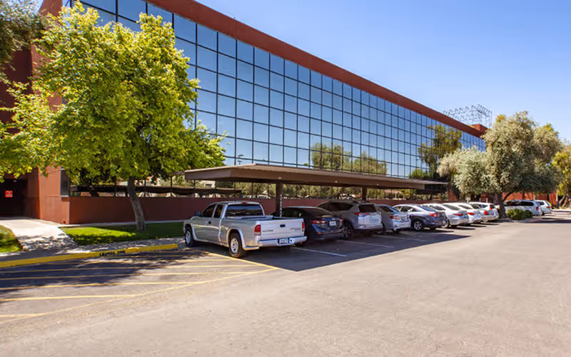 10000 North 31st Ave, Phoenix, 20 DESKS 10000 North 31st Ave, Phoenix image 1