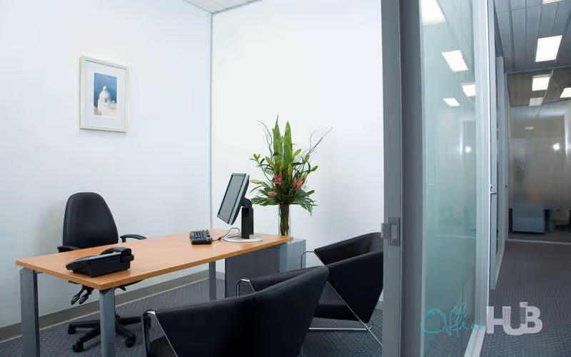 92 Railway Street South, Altona image 1