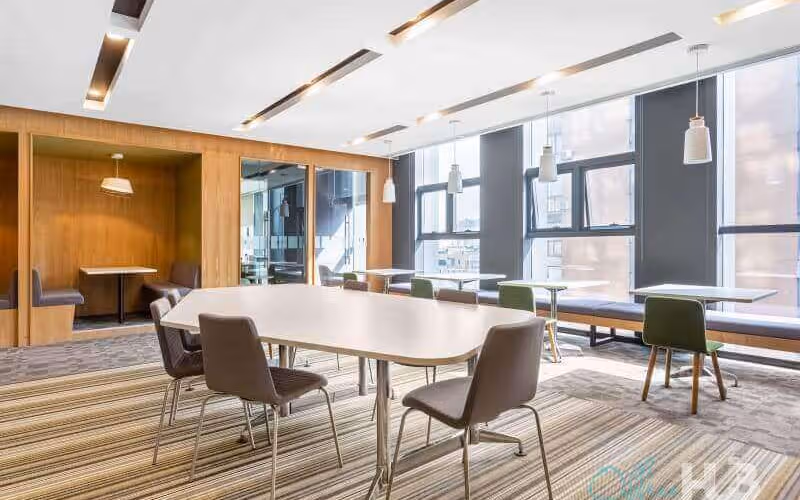 1268 Jinghan Avenue, Wuhan image 1