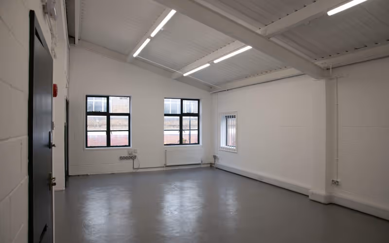 65 Glasshill St, Southwark image 1