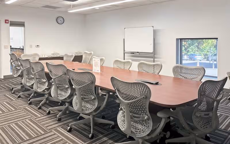 19 W College Avenuesuite 350, Yardley, 50 DESKS 19 W College Avenuesuite 350, Yardley image 1