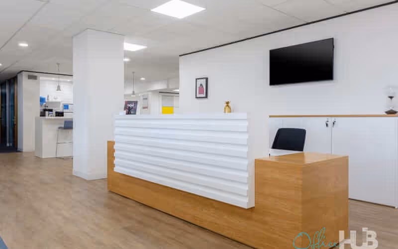 132 Lewisham High Street, London, 50 DESKS 132 Lewisham High Street, London image 1