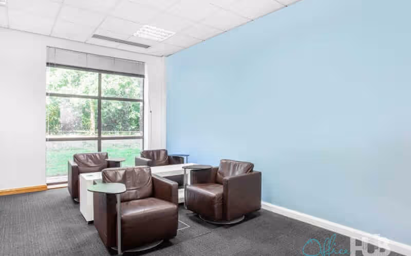 Central Boulevard, Solihull image 1