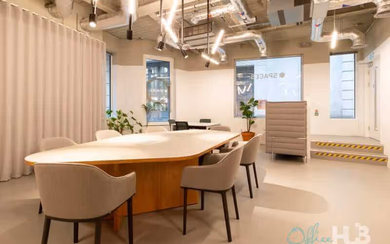 30 Moorgate, London, 50 DESKS 30 Moorgate, London image 1