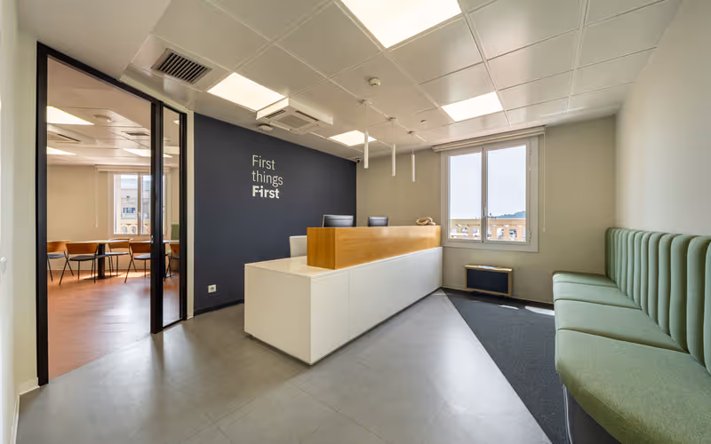 18 Rambla De Catalunya, Barcelona, 100 DESKS 18 Rambla De Catalunya, Barcelona image 1