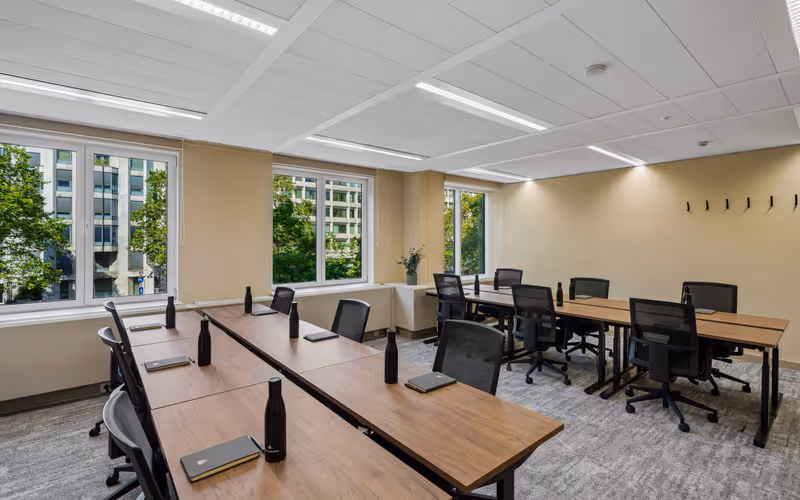 6-9 Avenue Des Arts, Saint-josse-ten-noode, 12 DESKS 6-9 Avenue Des Arts, Saint-josse-ten-noode image 1