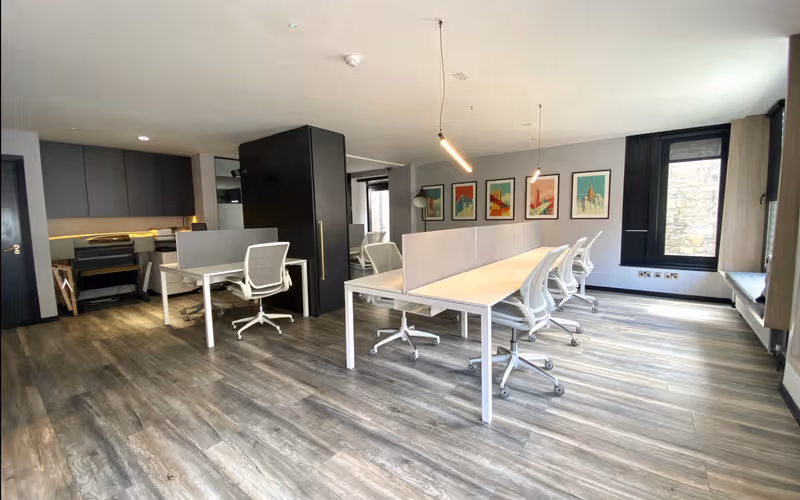 3 Castle Street, Dublin 2, 24 DESKS 3 Castle Street, Dublin 2 image 1