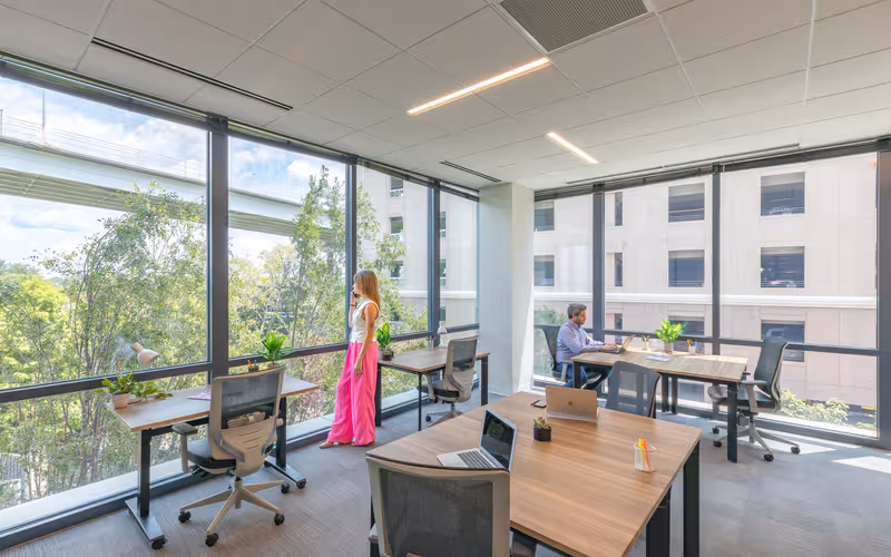 75 Port City Landing, Mt Pleasant, 40 DESKS 75 Port City Landing, Mt Pleasant image 1