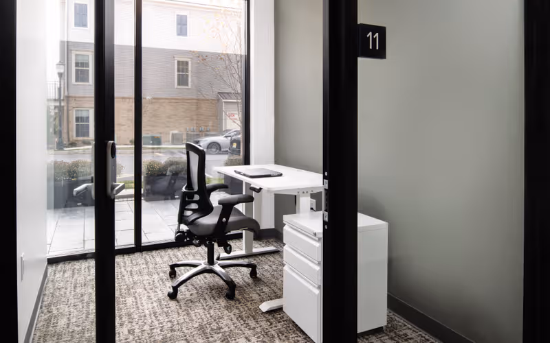 26 Robeson St, Somerville, 2 DESKS 26 Robeson St, Somerville image 1