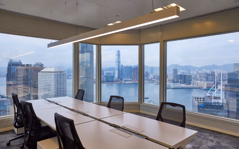 2 Queen's Road Central, Central, 18 DESKS 2 Queen's Road Central, Central image 1