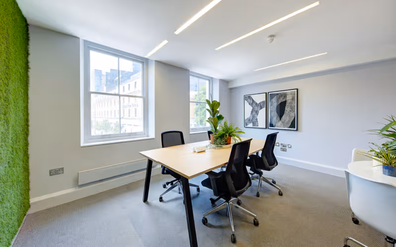 244 Vauxhall Bridge Road, Greater London image 1