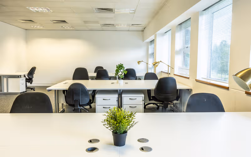 510 Coldharbour Lane, Stoke Gifford, 20 DESKS 510 Coldharbour Lane, Stoke Gifford image 1