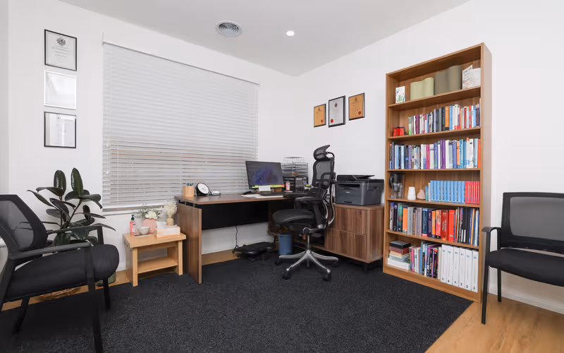 306 Station Road, St Albans, 1 DESK 306 Station Road, St Albans image 1