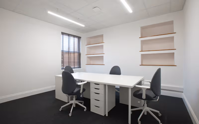 105 Ashby Road, Leicestershire image 1