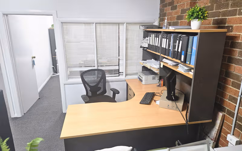 287 Spring Street, Reservoir, 3 DESKS 287 Spring Street, Reservoir image 1