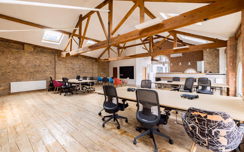 13 - 15 Dock Street, London, 32 DESKS 13 - 15 Dock Street, London image 1