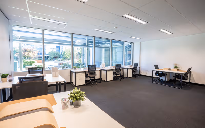 44 Lakeview Drive, Scoresby, 26 DESKS 44 Lakeview Drive, Scoresby image 1