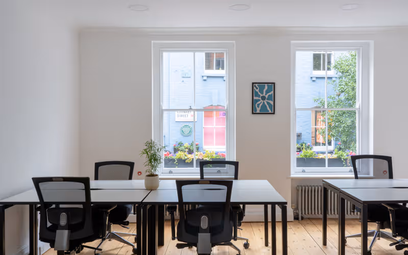 21 Carnaby Street, Carnaby, 10 DESKS 21 Carnaby Street, Carnaby image 1