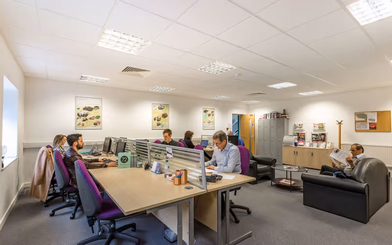 Cranborne Road, Potters Bar, 8 DESKS Cranborne Road, Potters Bar image 1