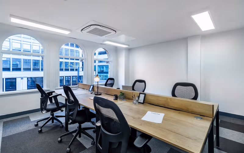 10-12 East Parade, Leeds, 18 DESKS 10-12 East Parade, Leeds image 1