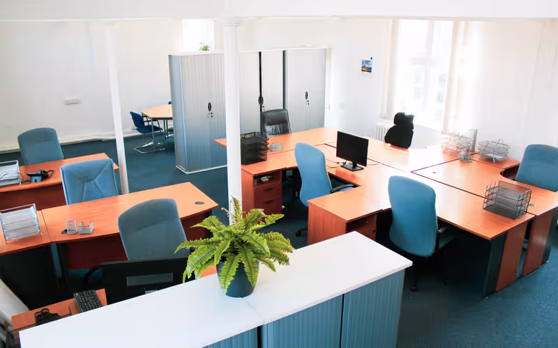Uttoxeter New Road, Derby, 19 DESKS Uttoxeter New Road, Derby image 1
