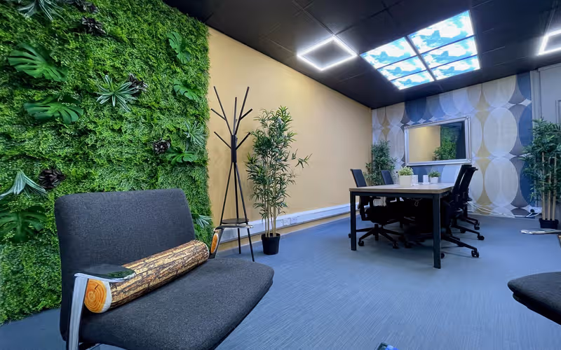 6 St Peter’s Street, St Albans Herts, 6 DESKS 6 St Peter’s Street, St Albans Herts image 1