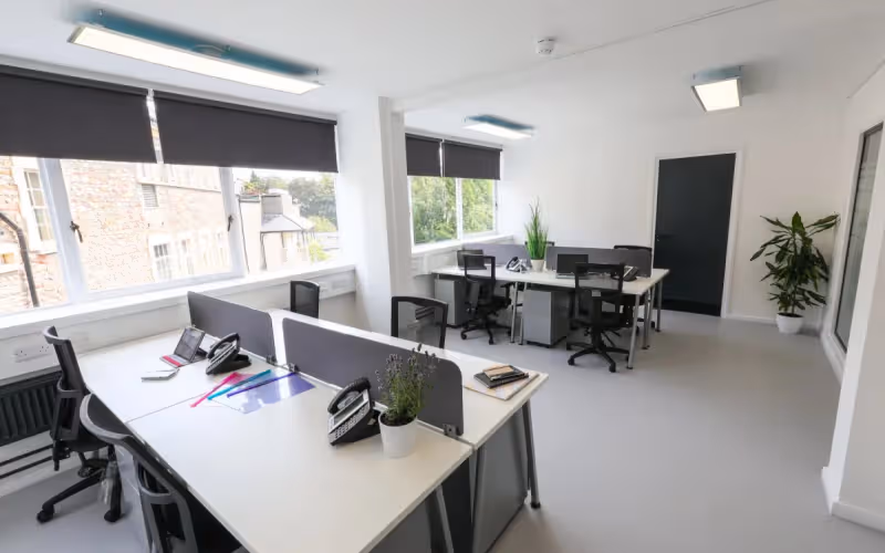 470 Bath Road, Bristol, 20 DESKS 470 Bath Road, Bristol image 1