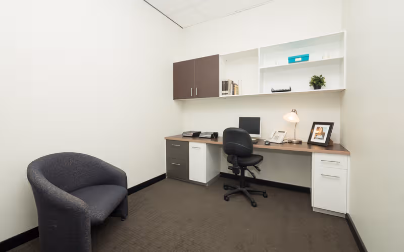 3972 Pacific Highway, Loganholme, 2 DESKS 3972 Pacific Highway, Loganholme image 1