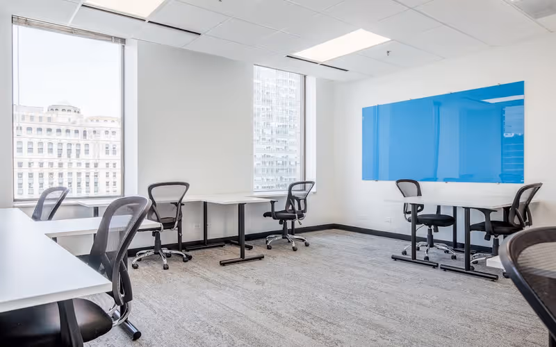 211 W Wacker Dr, Chicago, 78 DESKS 211 W Wacker Dr, Chicago image 1