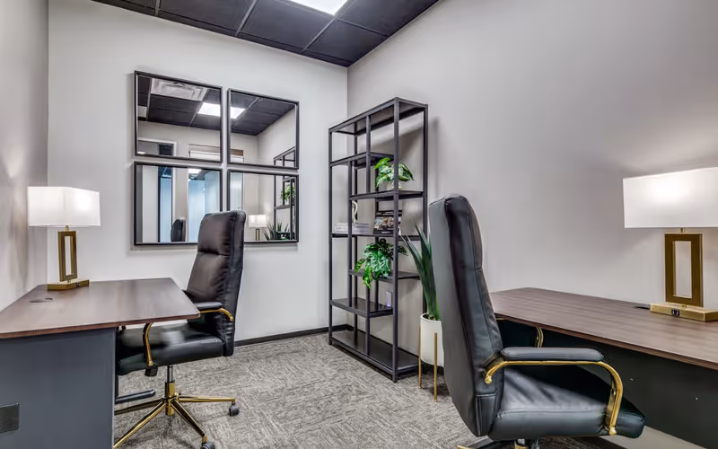 13155 Noel Road, Dallas, 8 DESKS 13155 Noel Road, Dallas image 1