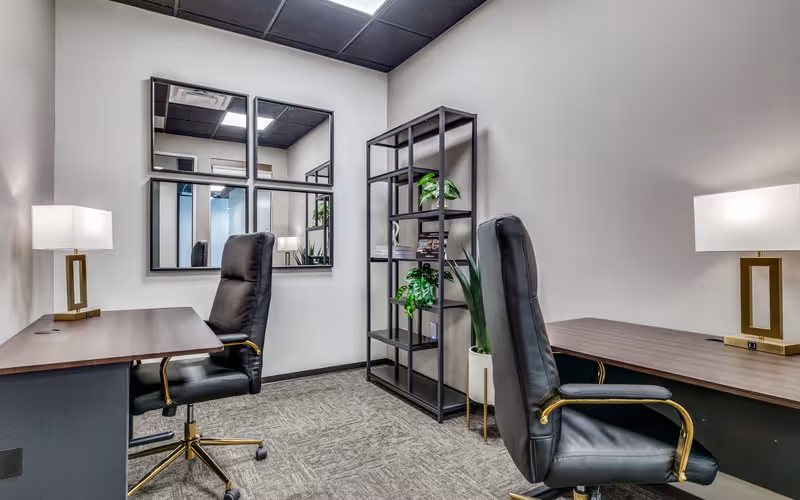 13355 Noel Road, Dallas, 9 DESKS 13355 Noel Road, Dallas image 1