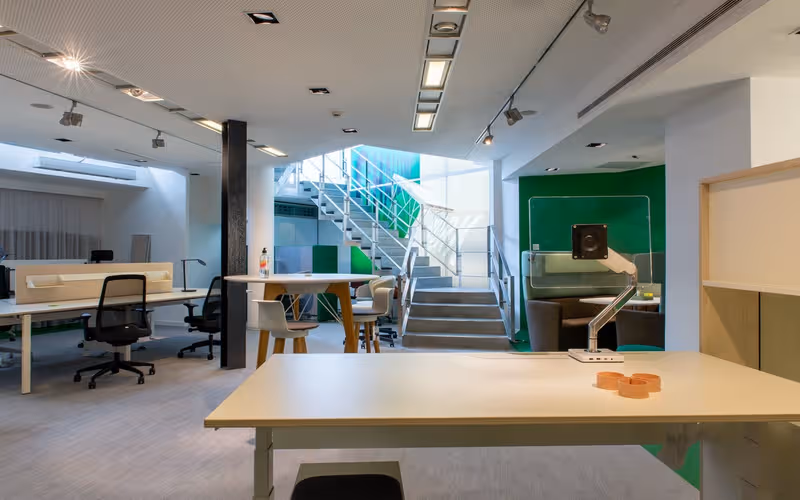 47-53 Saint John Street, Greater London, 40 DESKS 47-53 Saint John Street, Greater London image 1