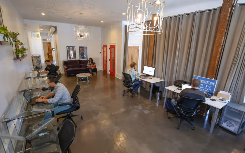 1582 Magazine St, New Orleans, 10 DESKS 1582 Magazine St, New Orleans image 1