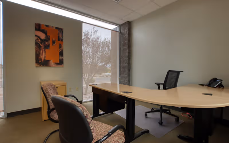 2300 George Dieter Dr, El Paso, 2 DESKS 2300 George Dieter Dr, El Paso image 1