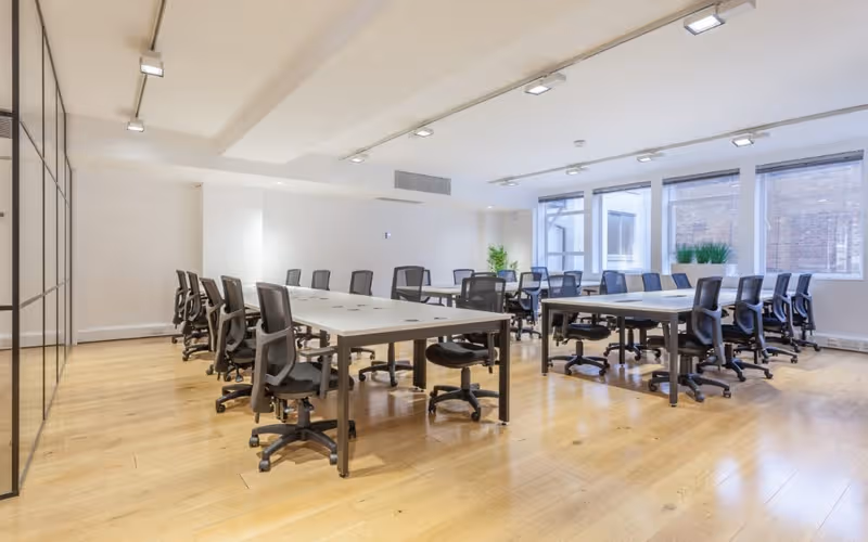 58-59 Great Marlborough Street, Greater London, 30 DESKS 58-59 Great Marlborough Street, Greater London image 1
