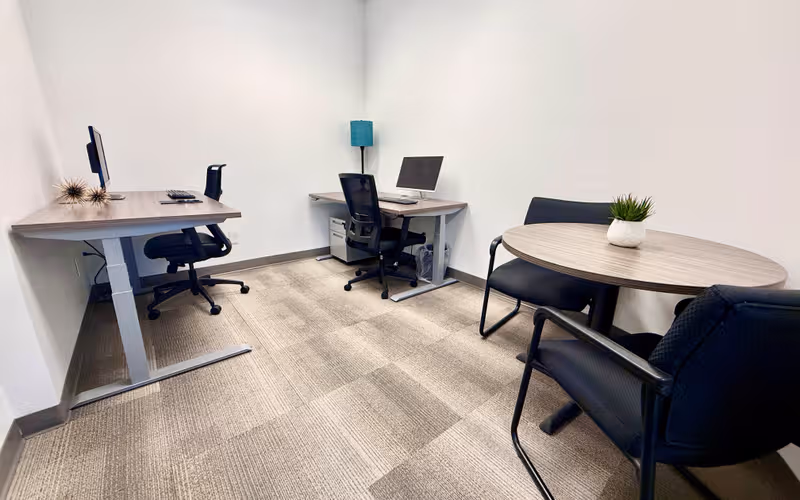 4235 Hillsboro Pike, Nashville, 1 DESK 4235 Hillsboro Pike, Nashville image 1