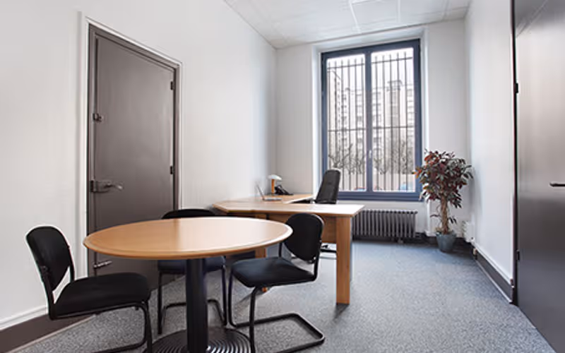 Rue Felix Esclangon, Grenoble, 50 DESKS Rue Felix Esclangon, Grenoble image 1