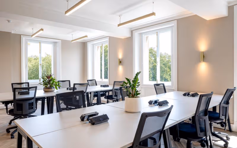 117 Piccadilly, Greater London, 67 DESKS 117 Piccadilly, Greater London image 1